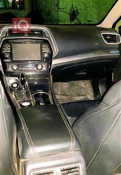 نيسان ماكسيما